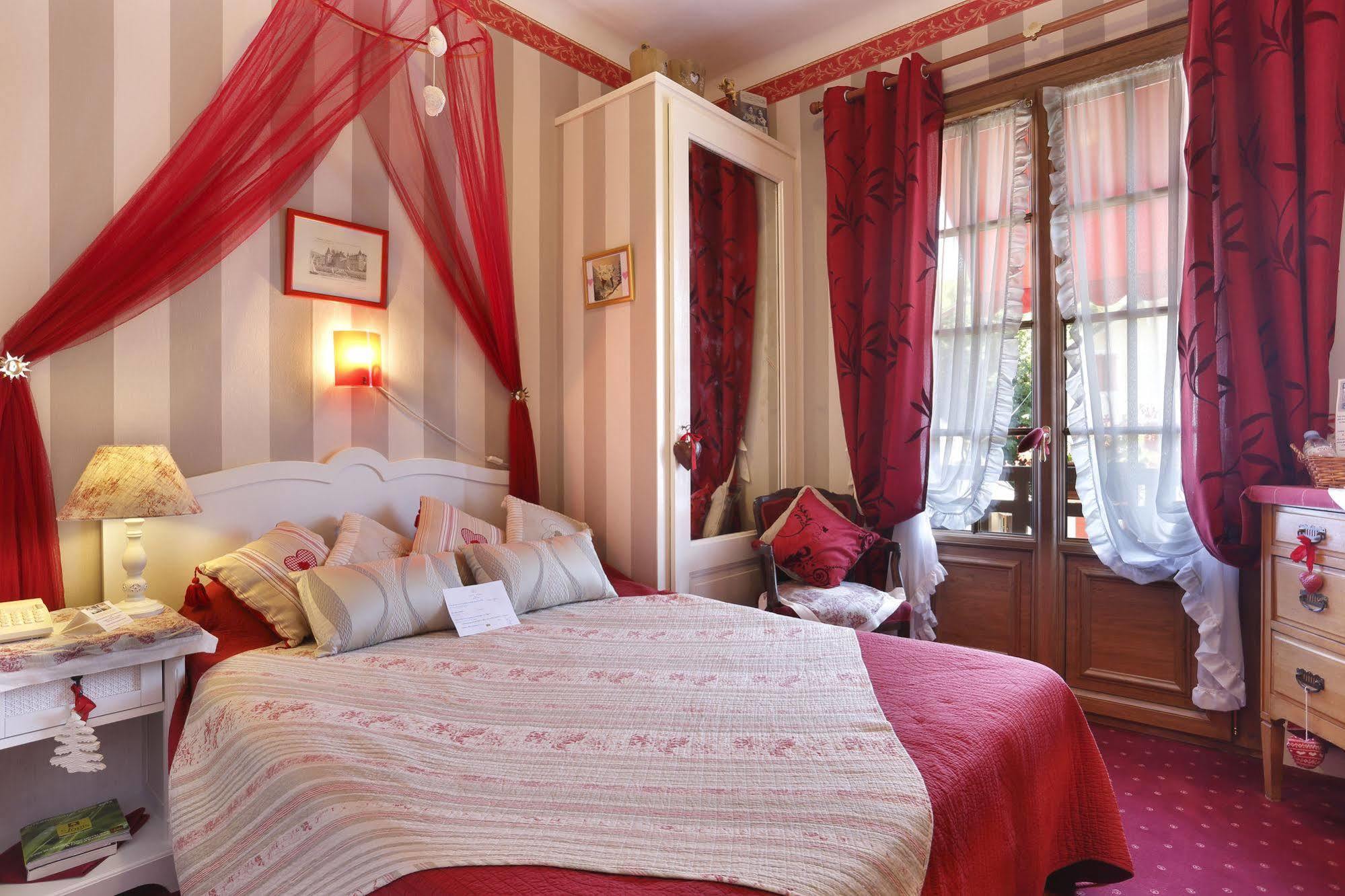 Les Cygnes Hotel Évian-les-Bains Екстериор снимка
